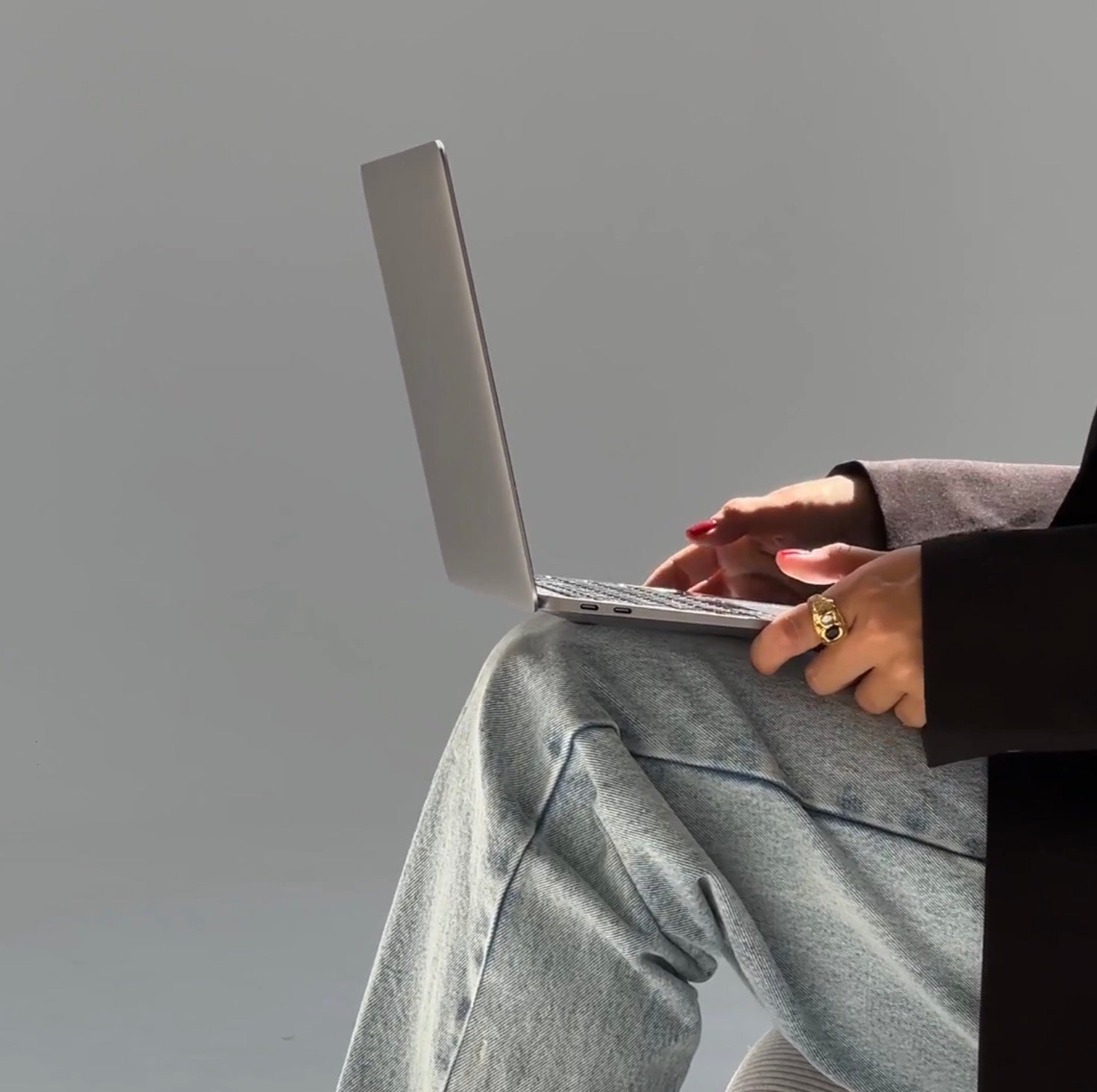 Should Design Studios Move Their Websites to Shopify?